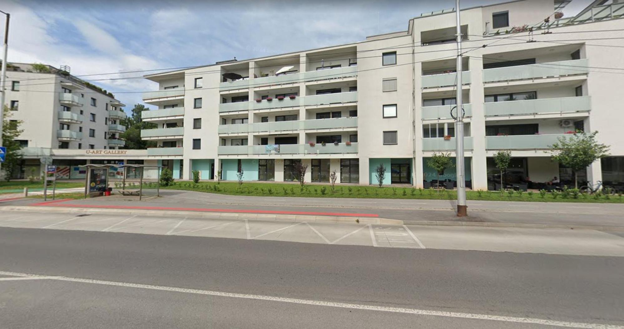 Alure Residences 1 & 24H Self Check-In, Free Parking In Front Of The Apartment Building, New Building, Terrace, Cafe With Breakfast In The Apartment Building, Next To The Aqua Park Μπάνσκα Μπίστριτσα Εξωτερικό φωτογραφία