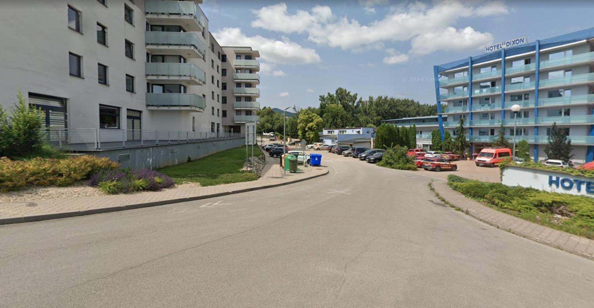 Alure Residences 1 & 24H Self Check-In, Free Parking In Front Of The Apartment Building, New Building, Terrace, Cafe With Breakfast In The Apartment Building, Next To The Aqua Park Μπάνσκα Μπίστριτσα Εξωτερικό φωτογραφία